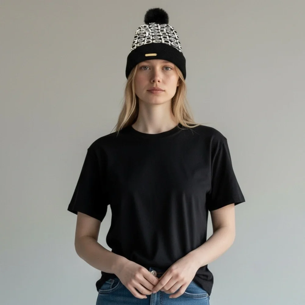 New BEBE WOMEN'S Black White KNIT POM POM BEANIE HAT